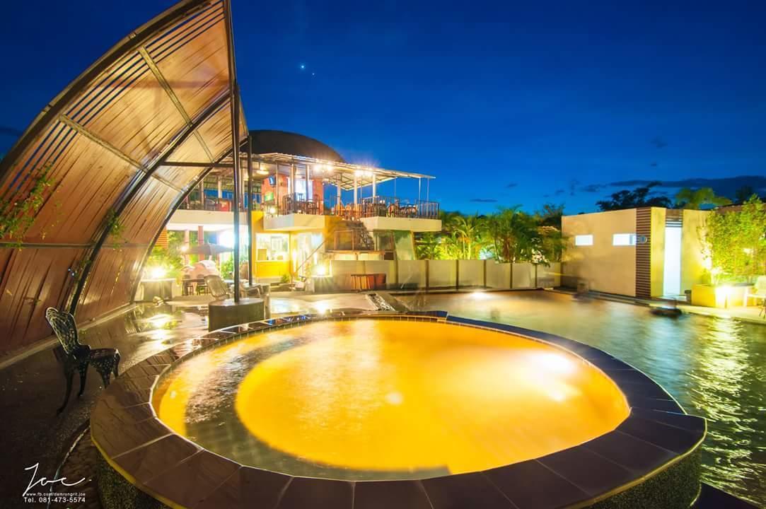 Fullhouse Resort Mae Suai Exteriör bild