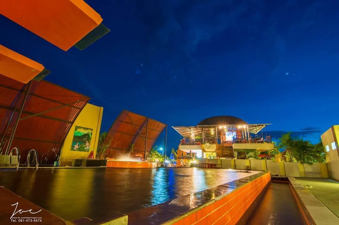 Fullhouse Resort Mae Suai Exteriör bild